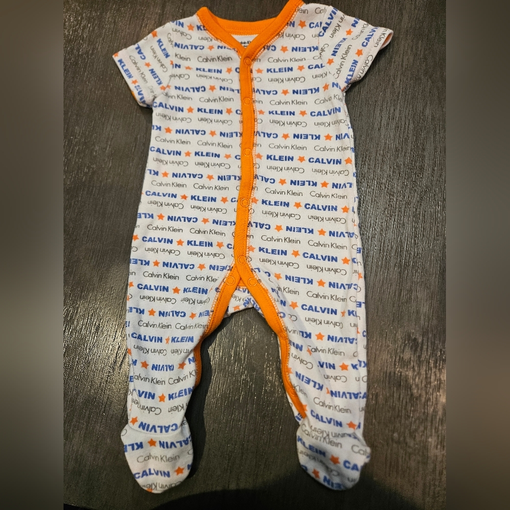 CALVIN KLEIN ONESIE